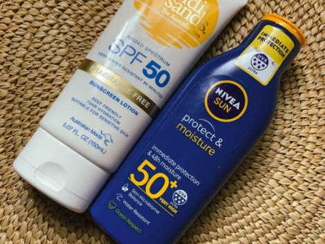 Mineral-vs-chemical-sunscreen-comparison