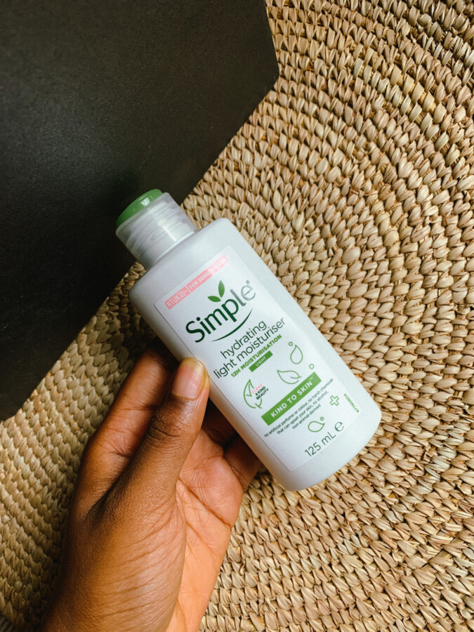 simple-hydrating-light-moisturizer-review